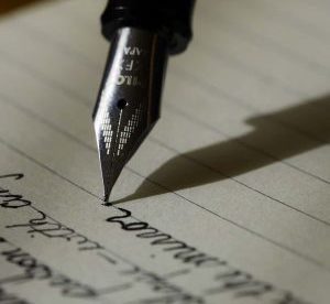 中英互翻，簡短、文章皆可